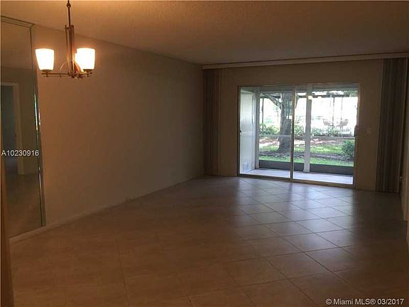CENTURY VILLAGE IN PEMBROKE PINES 1ST FLOOR, 2/2 RENOVATED