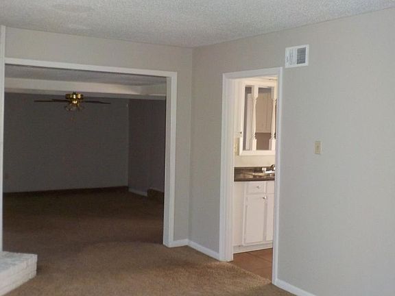 4th image of 5739 Tulip Tree Dr