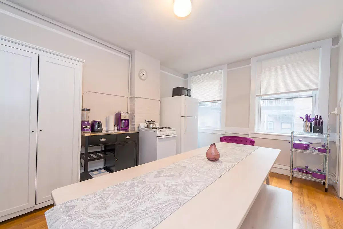 Building Photo - 161 Endicott St #2R