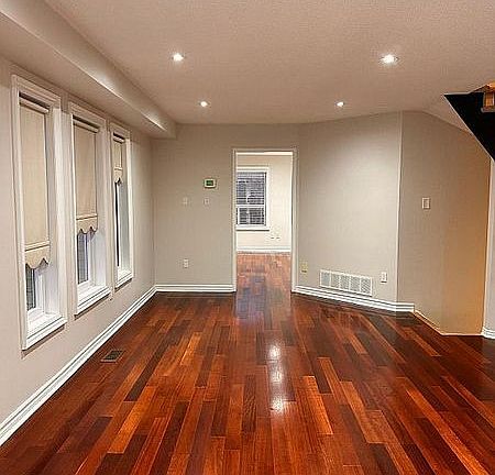 5th image of 3819 Allcroft Rd