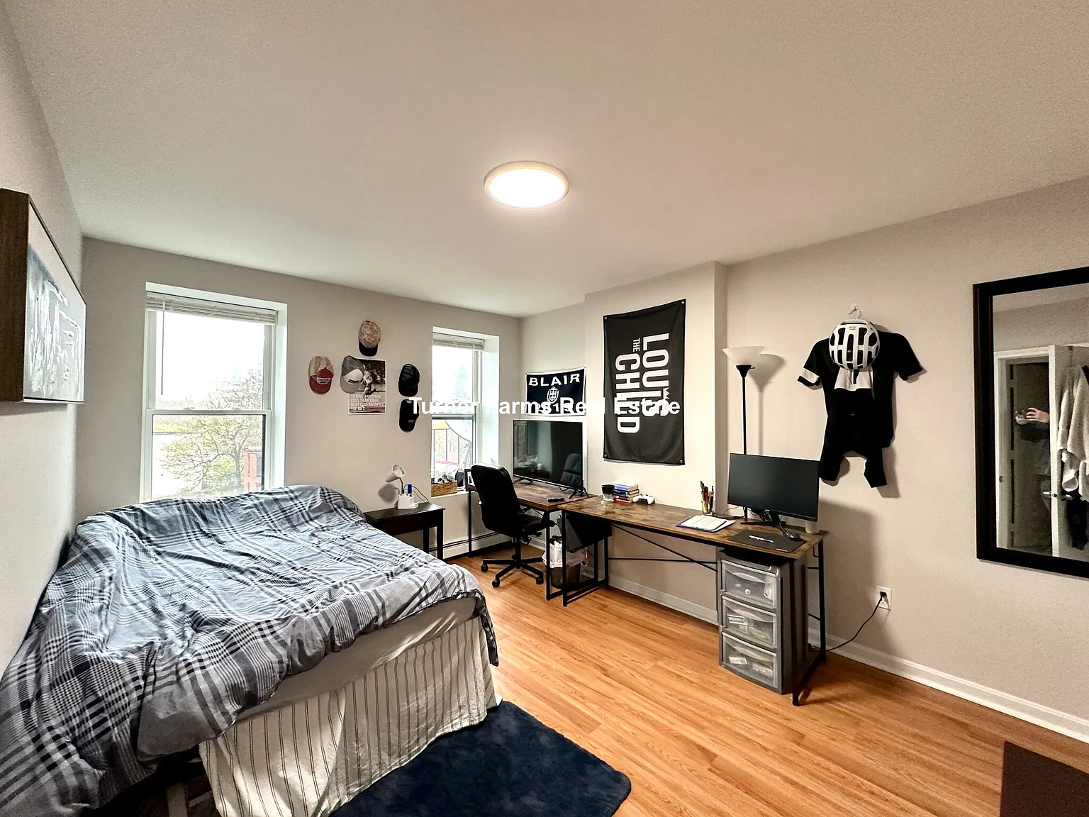 3 bed, 8888 sqft, $5,200 — Photo 4