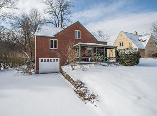 996 Clifton Rd, Bethel Park, PA 15102
