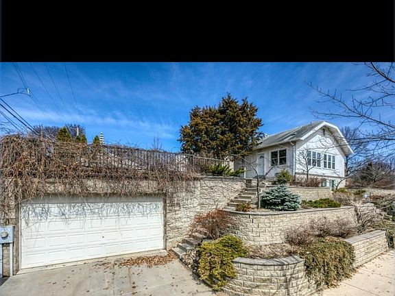 5th image of 5256 30th Ave S