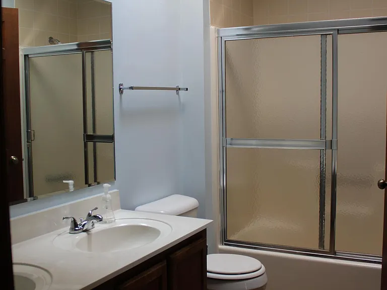 6034 Sawmill Woods Dr — Photo 15