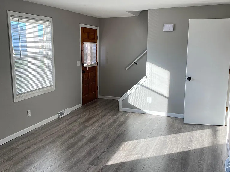 3039 Greenwich Rd — Photo 6