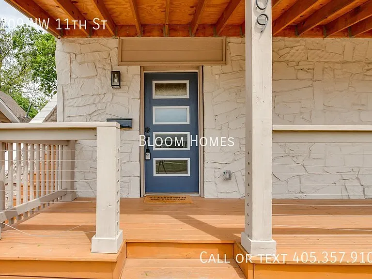 1209 NW 11th St — Photo 5