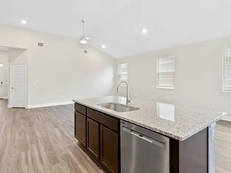 17717 Gilberto Dr — Photo 5