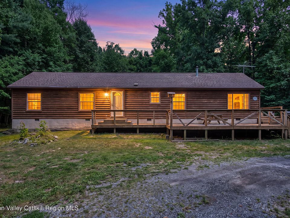 1st image of 140 Mossy Hill Road