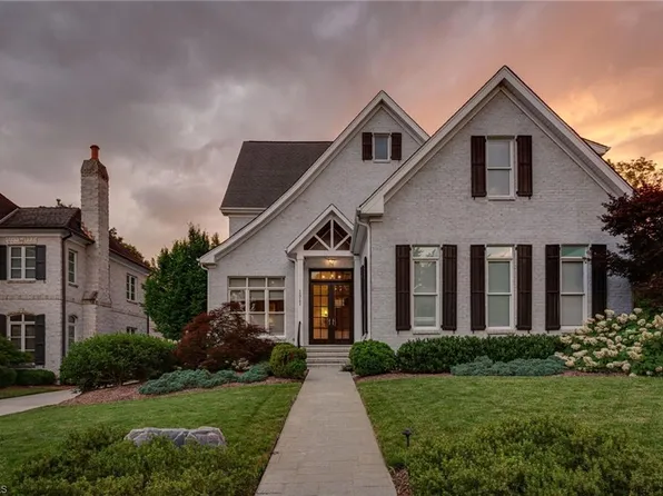 1811 Dalton Rd, Greensboro, NC 27408