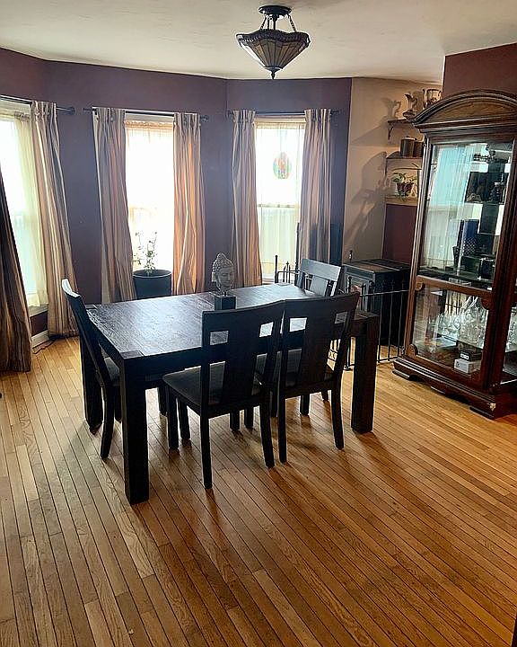 1st floor dining room 