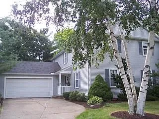 619 Debbington Dr photo 1