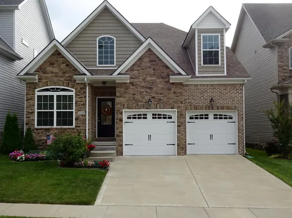 3720 Sunflower St, Lexington, KY 40509