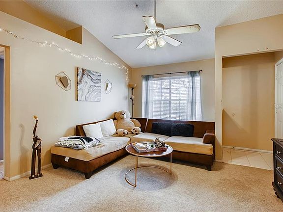 2nd image of 124 Reserve 212 Cir