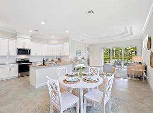 6392 Arriba Ave, Naples, FL 34113