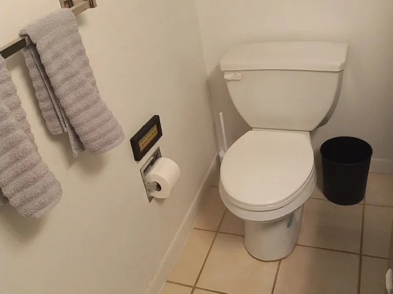 627 Alhambra Rd #301 — Photo 39
