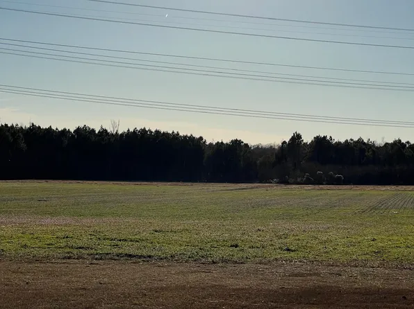 046 Caratoke Highway, Barco, NC 27917