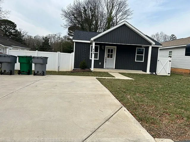 429 Dare Dr — Photo 1