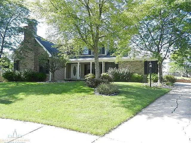 7106 Mandell Cir photo 1