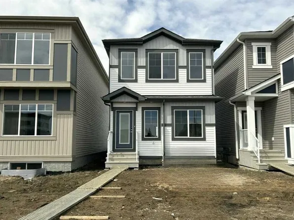 163 E Lincoln Cres, Rural Red Deer County, AB T4E 3E5