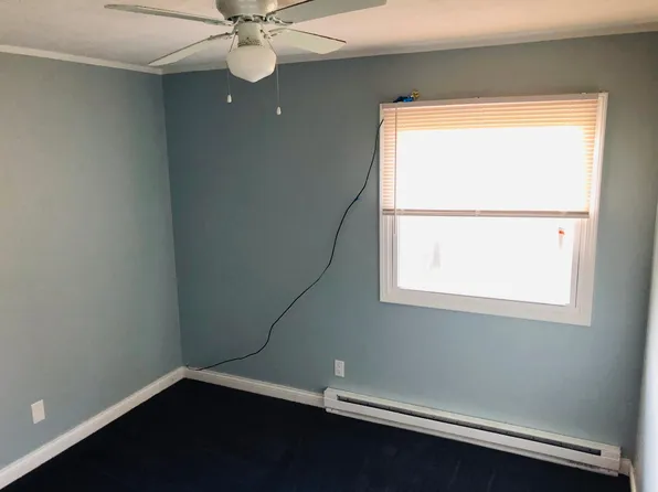 417 Gunn St, Watervliet, MI 49098