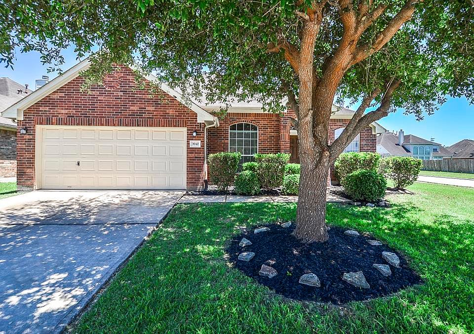 1st image of 3947 Camelia Glen Ln