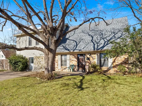 2417 Royal Dr, Garland, TX 75041