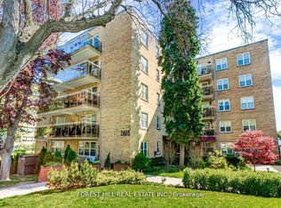 2603 Bathurst St #208, Toronto, ON M6B 2Z6