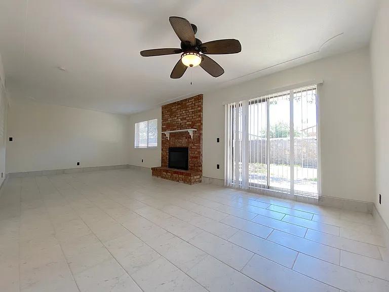 5012 Salem Dr — Photo 6