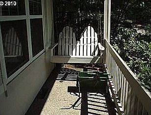 Front porch swing