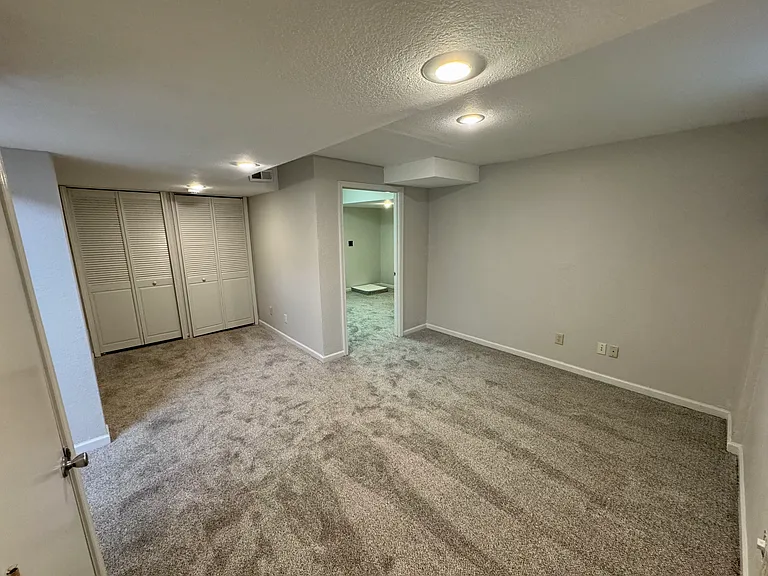 1412 SW Highland Dr — Photo 16