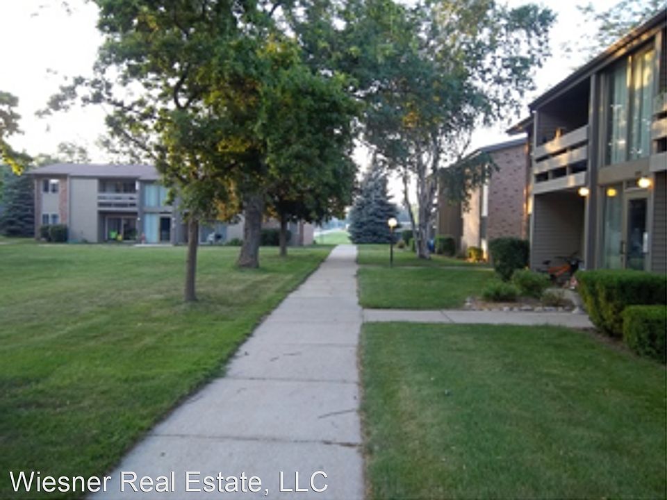1st image of 341 Bolson Dr APT 4