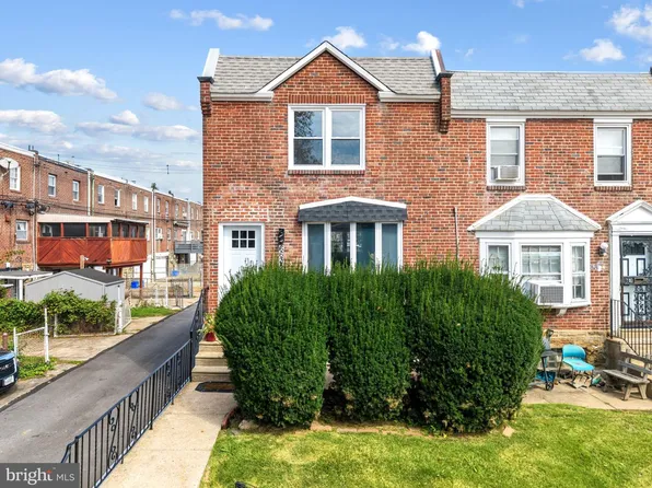 6635 Hollis St, Philadelphia, PA 19138