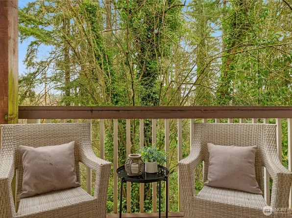 3018 128th Avenue SE #12, Bellevue, WA 98005