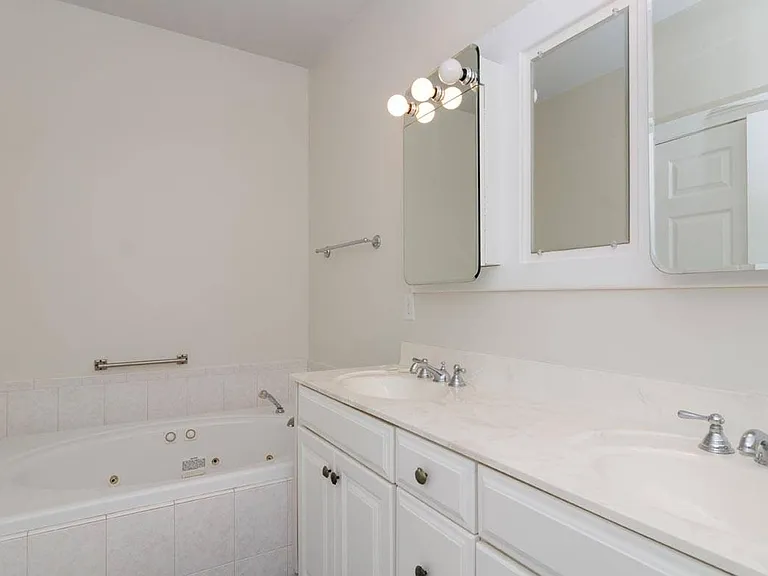 216 S Lumina Ave #B — Photo 21