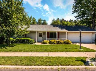 3339 W Lexington Ct, Peoria, IL