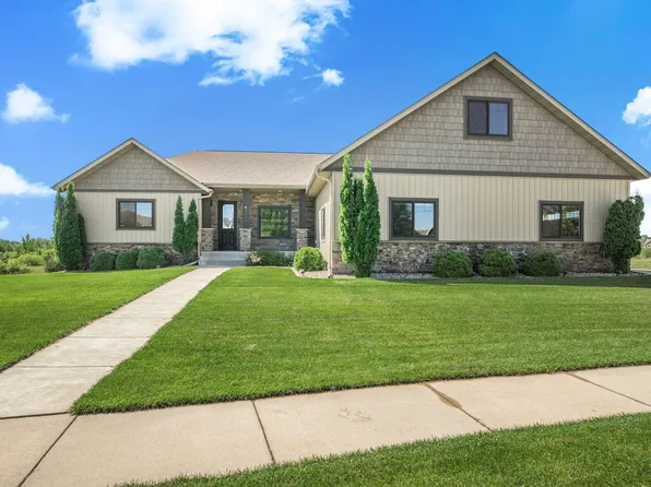 3346 Old Stone Way NE, Sauk Rapids, MN 56379