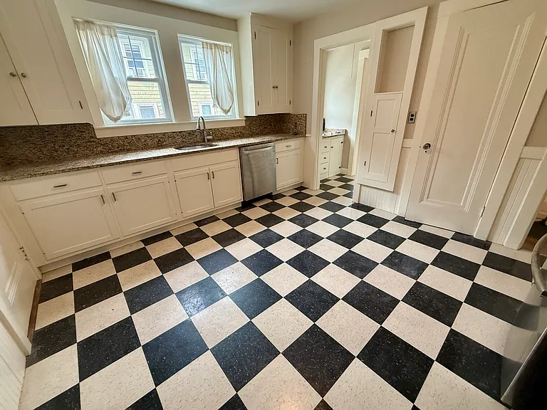 331 Lowell Ave #1 — Photo 7