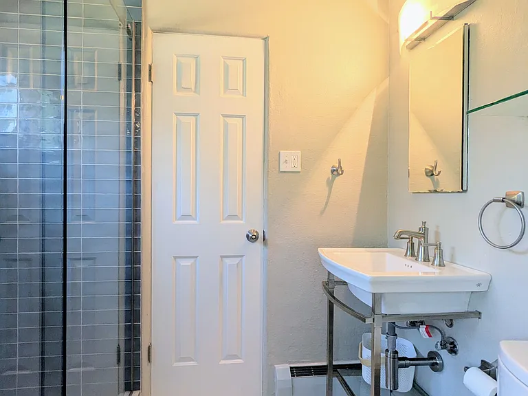 200 N Sherman St #9 — Photo 29