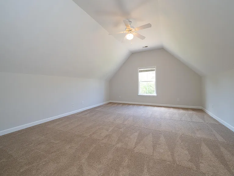 3040 Treadwell St — Photo 42