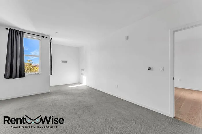 451 Donahue St #307 — Photo 19