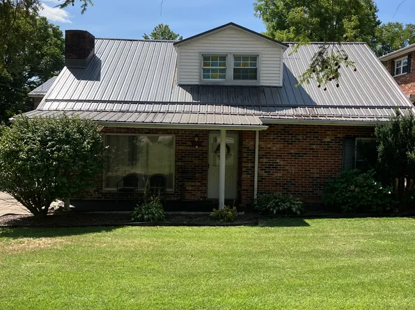 1226 Strawberry Rd, Saint Albans, WV 25177