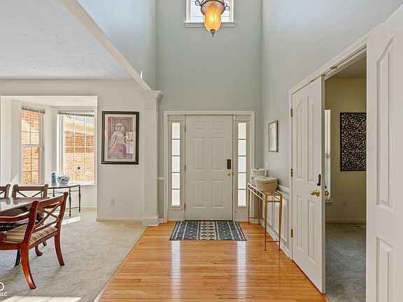 4th image of 8284 Ambleside Ct