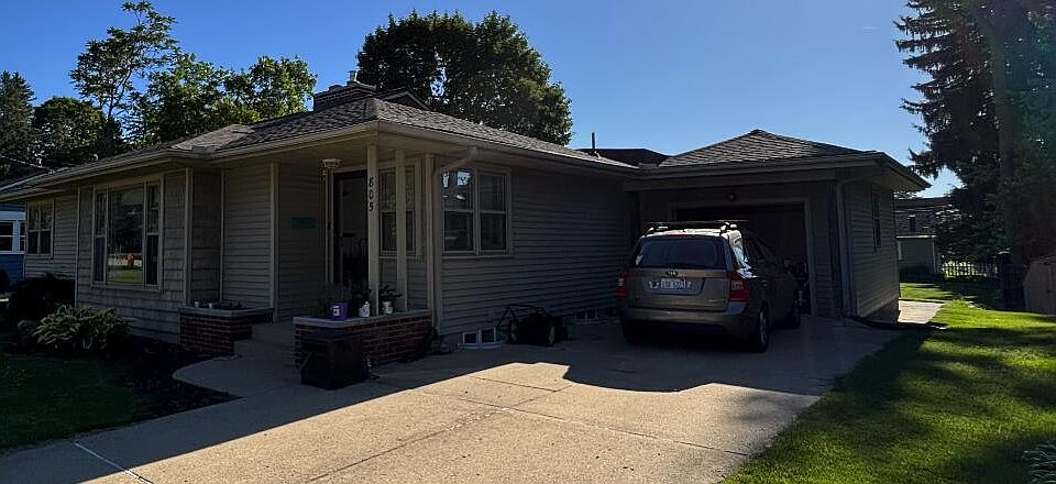 1st image of 805 S Thompson St