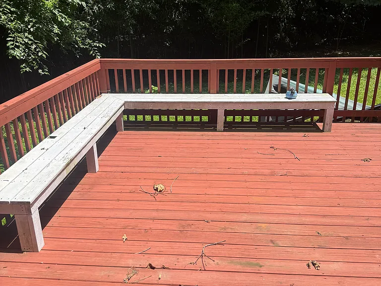 1385 Berkeley Ln — Photo 9