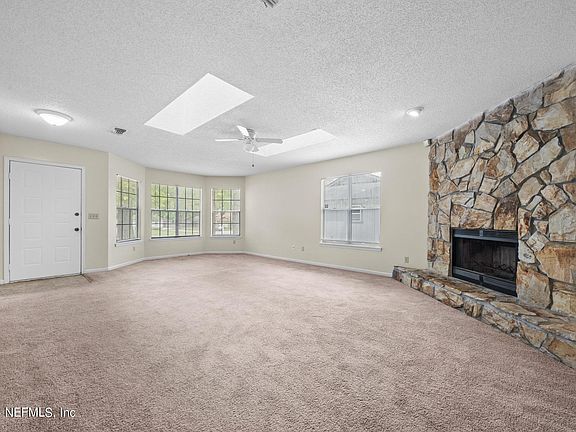 5th image of 8051 TOULON Court