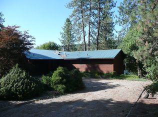 320 E Shore Rd, Nine Mile Falls, WA 99026