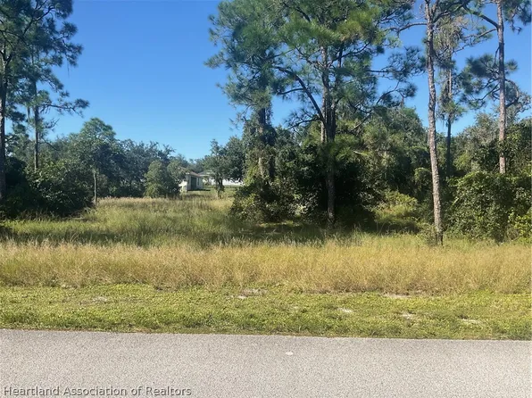 5088 Lake Regency Dr, Sebring, FL 33875
