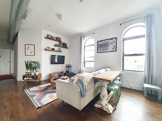 Rented by Corcoran | media 14