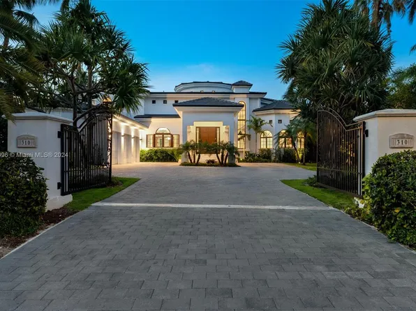310 S Pkwy, Golden Beach, FL 33160