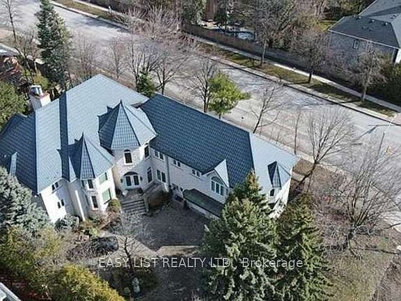 2nd image of 206 Arnold Ave